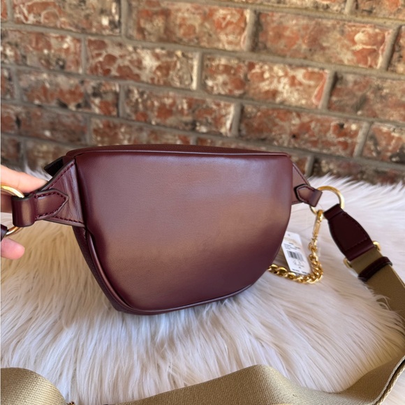 Michael Kors  Burgundy Fanny pack - Picture 3 of 8